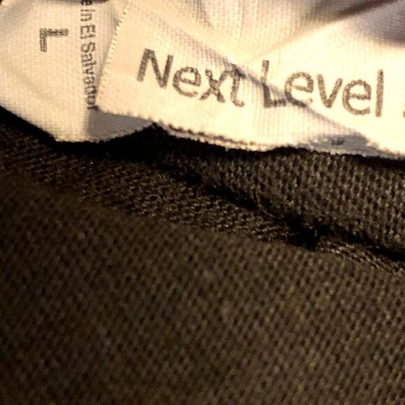 POSHMARK Poshaholic Logo Graphic Tee Short Sleeve Fitted T-Shirt Black L - Picture 4 of 4